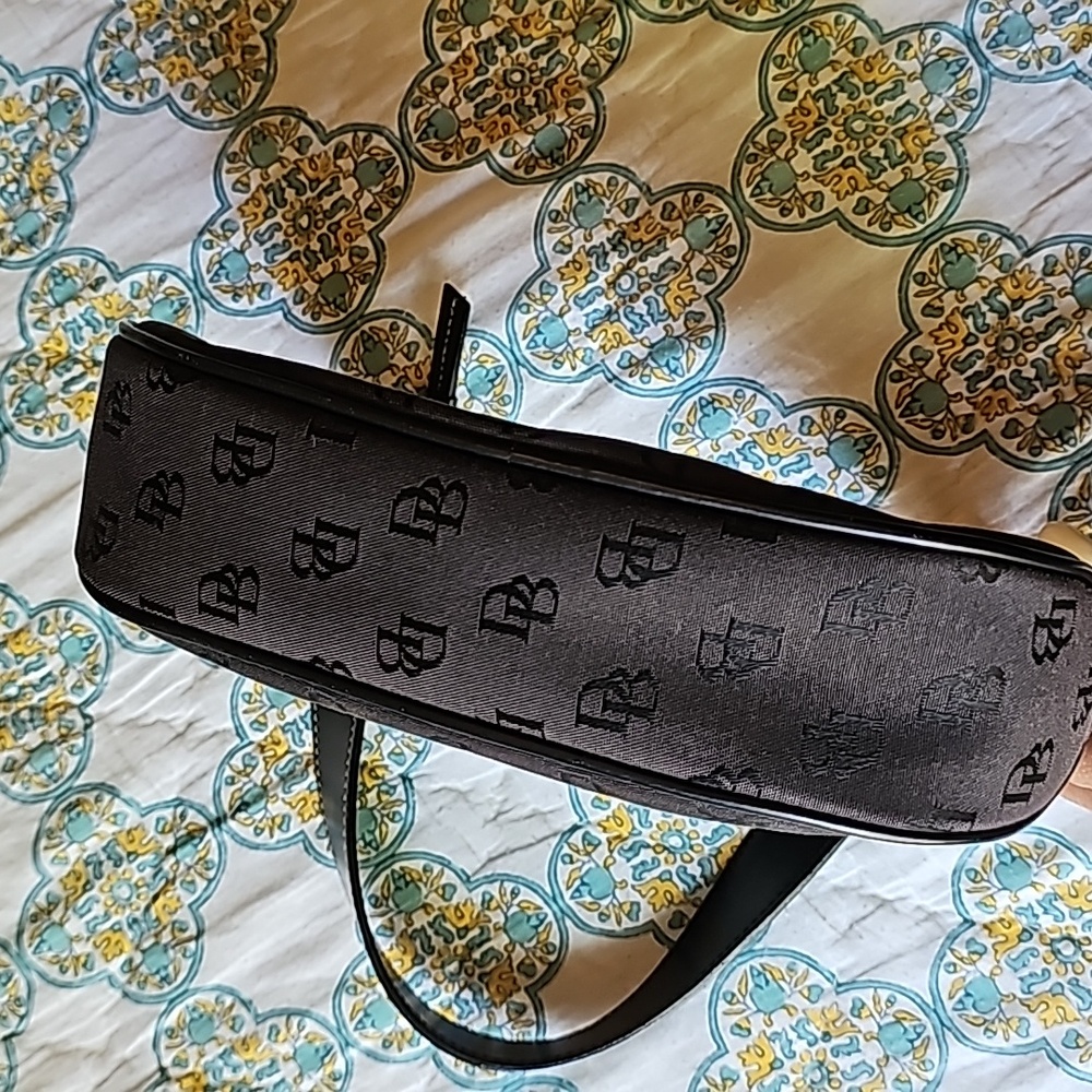 VTG Dooney & Bourke Black Monogram Signature Canvas & Leather Hobo Shoulder Bag - Picture 6 of 16